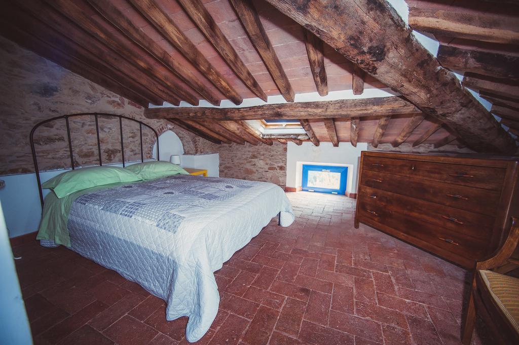 Casa Vacanze Al Settimo Cielo Massa  Exterior photo