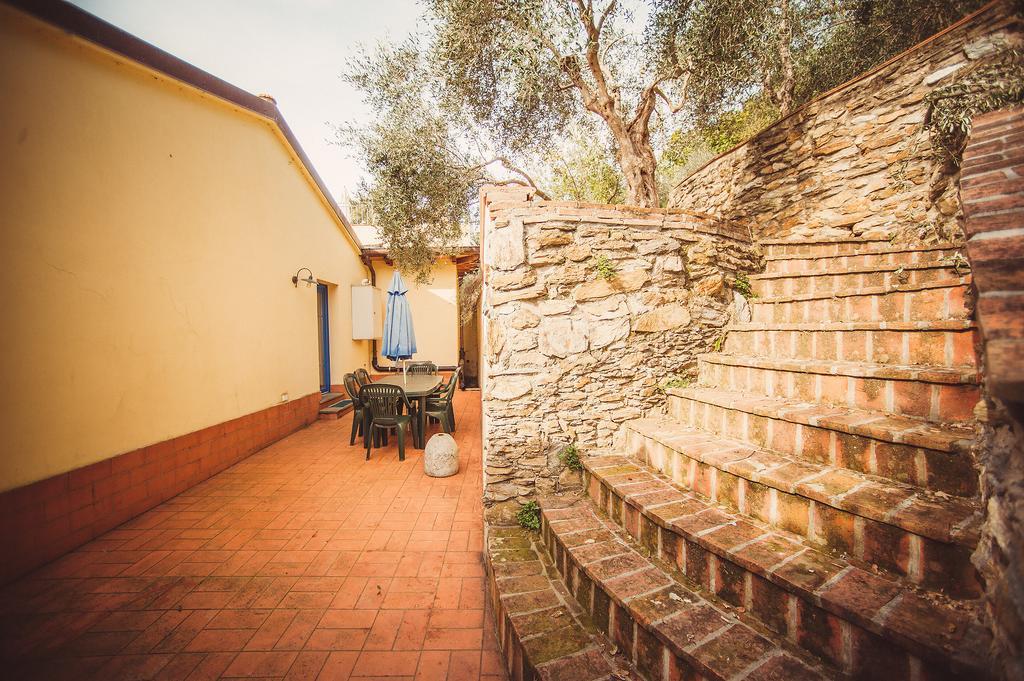 Casa Vacanze Al Settimo Cielo Massa  Exterior photo