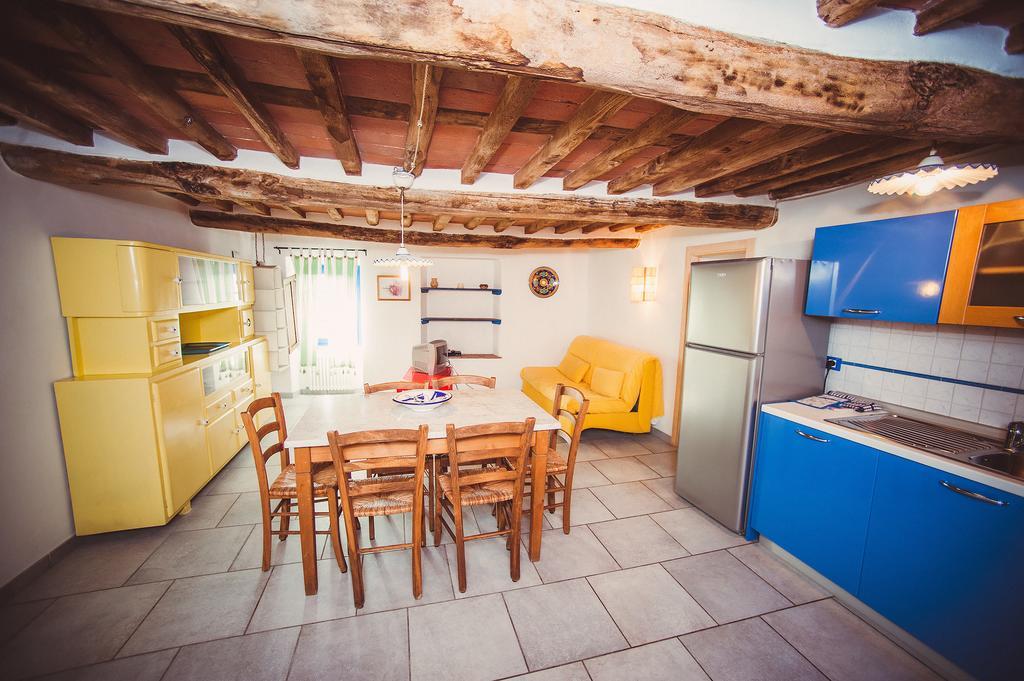 Casa Vacanze Al Settimo Cielo Massa  Exterior photo