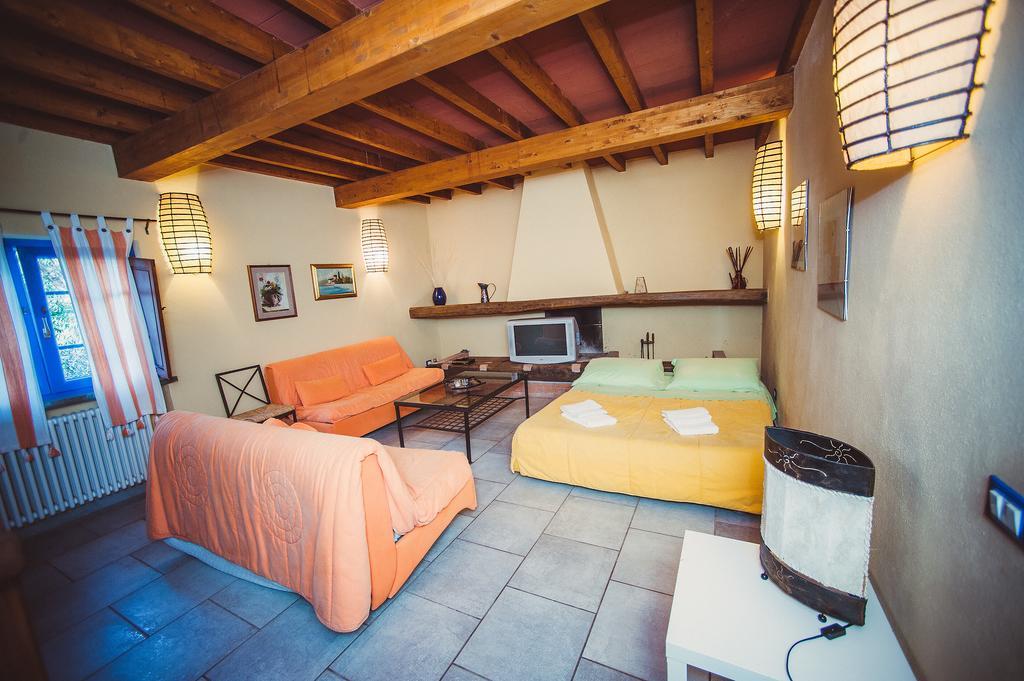 Casa Vacanze Al Settimo Cielo Massa  Exterior photo